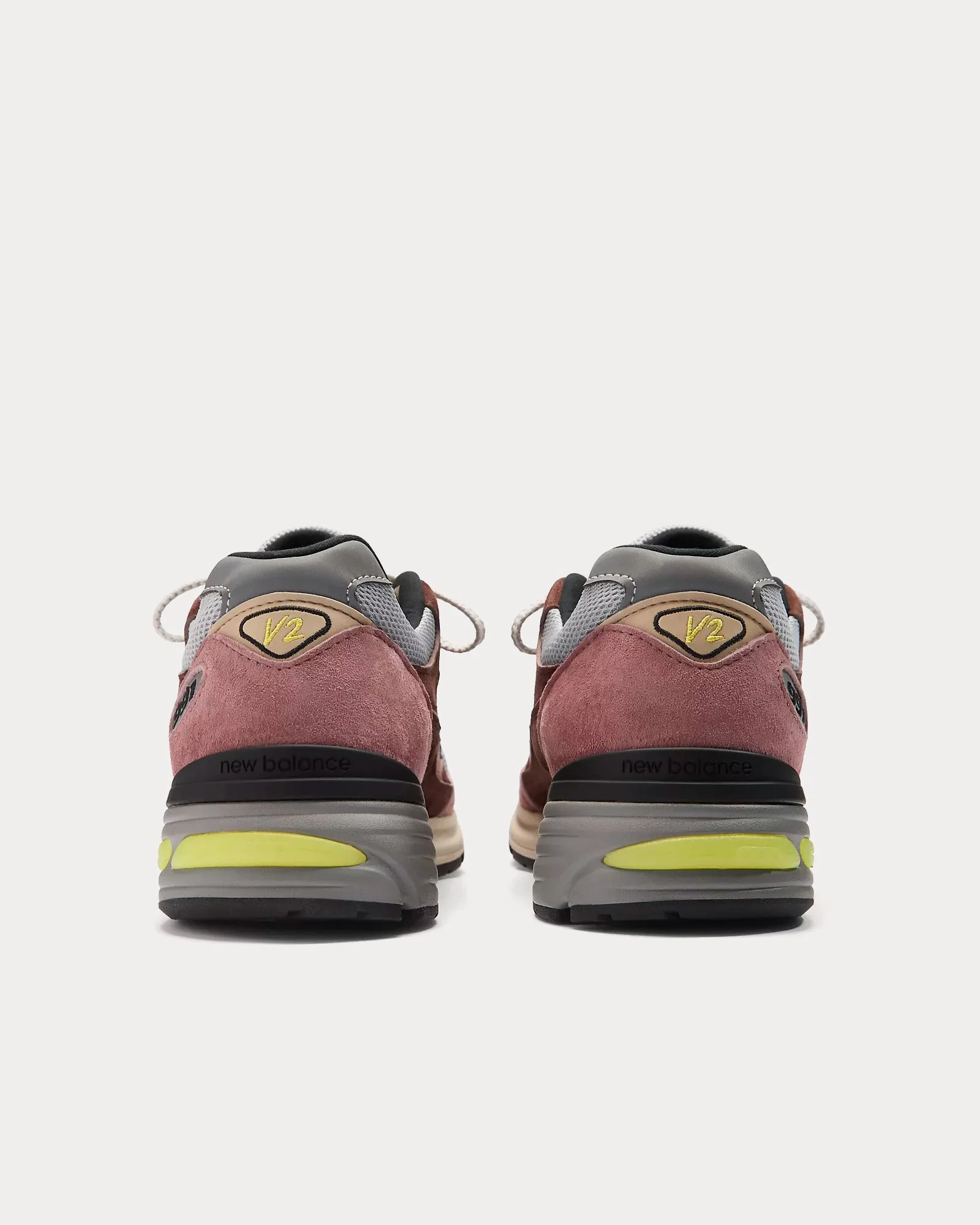 MADE in UK 991v2 Rosewood / Deep Taupe / Quiet Gray Low Top Sneakers
